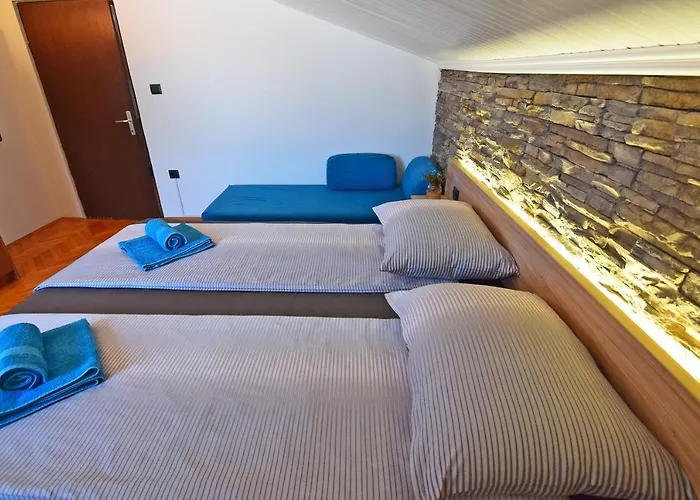 Apartment Leona