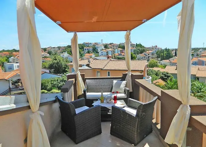 Apartment Leona